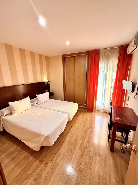 Habitación con dos camas